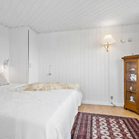 Ferienhaus 3 Bedroom In *
